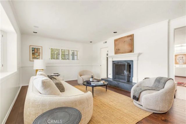 1644 Aliso Avenue, Costa Mesa, CA 92627
