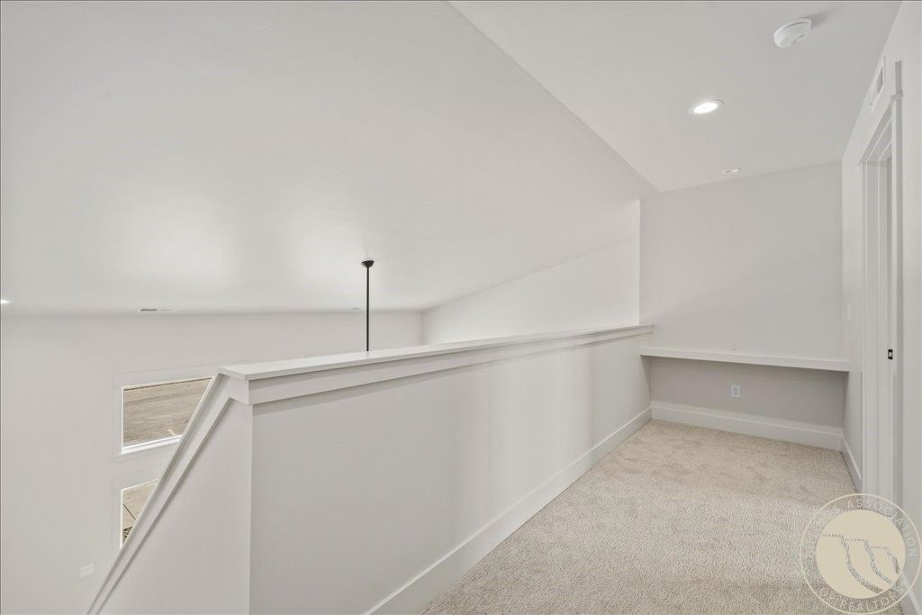 4633 King Avenue West, Billings, MT 59106 photo 18