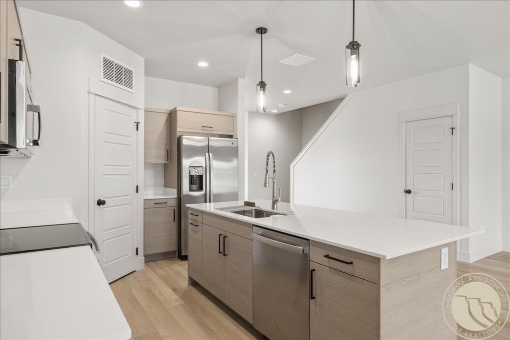 4633 King Avenue West, Billings, MT 59106 photo 26