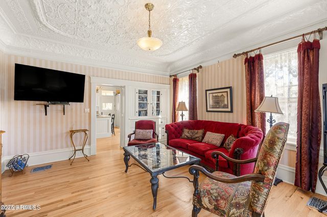 614 W SANTA FE Avenue, Flagstaff, AZ 86001