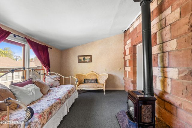 614 W SANTA FE Avenue, Flagstaff, AZ 86001