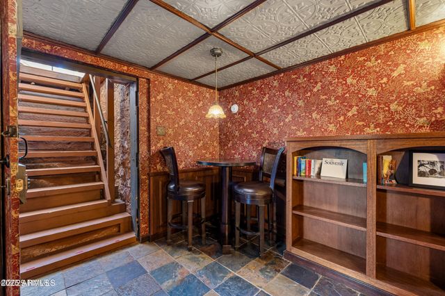 614 W SANTA FE Avenue, Flagstaff, AZ 86001