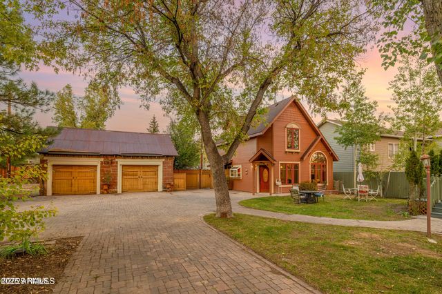 614 W SANTA FE Avenue, Flagstaff, AZ 86001