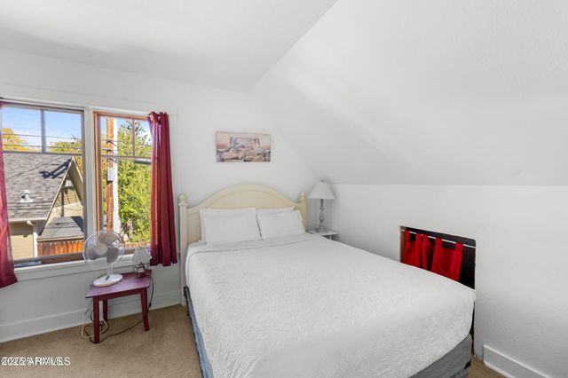 614 W SANTA FE Avenue, Flagstaff, AZ 86001