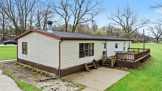 1216 10th Street, Martin, MI 49070