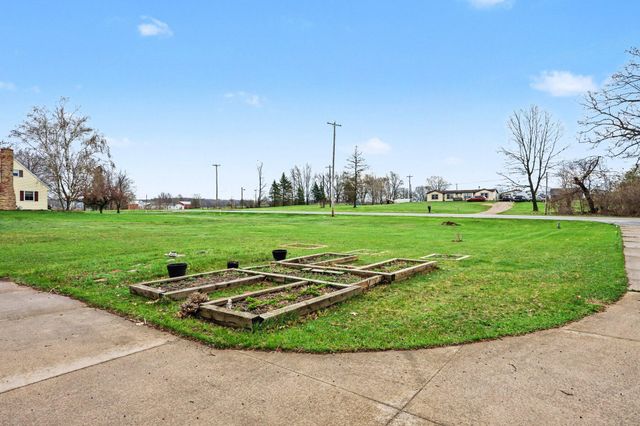 1216 10th Street, Martin, MI 49070
