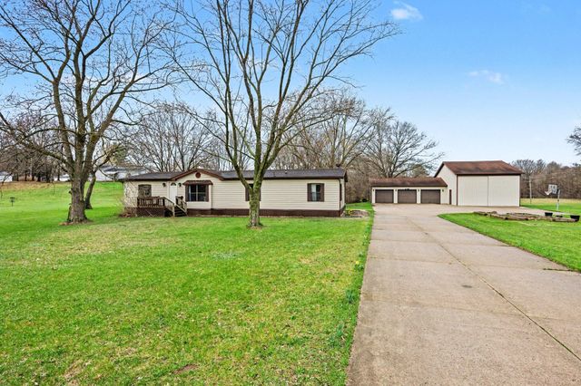 1216 10th Street, Martin, MI 49070