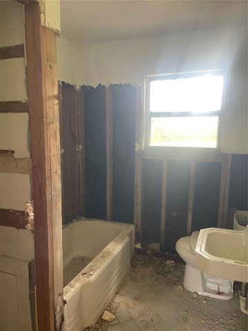 7002 Jay Street, Houston, TX 77028