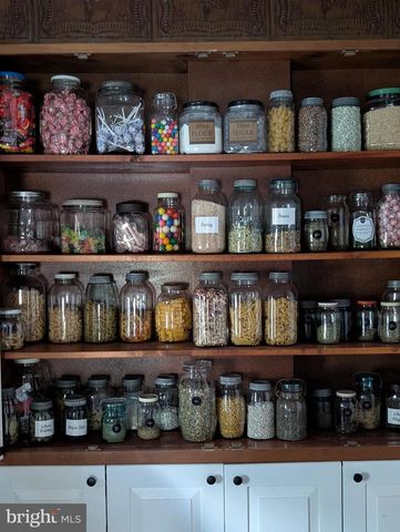 420 LOCUST ST, Burnham, PA 17009