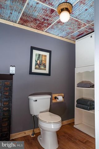 420 LOCUST ST, Burnham, PA 17009