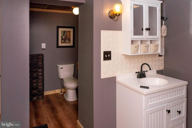 420 LOCUST ST, Burnham, PA 17009