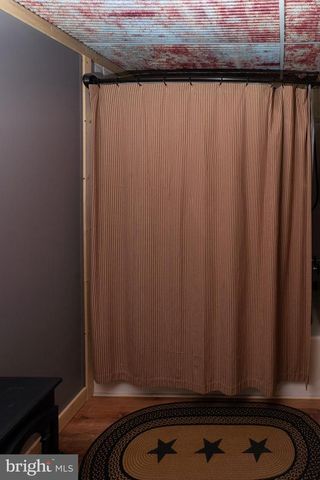 420 LOCUST ST, Burnham, PA 17009