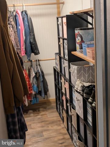 420 LOCUST ST, Burnham, PA 17009