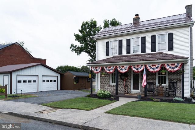 420 LOCUST ST, Burnham, PA 17009