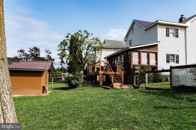 420 LOCUST ST, Burnham, PA 17009