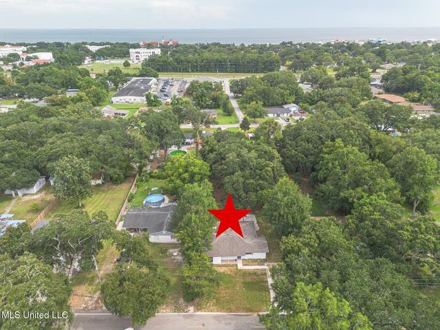 511 E Old Pass Road, Long Beach, MS 39560