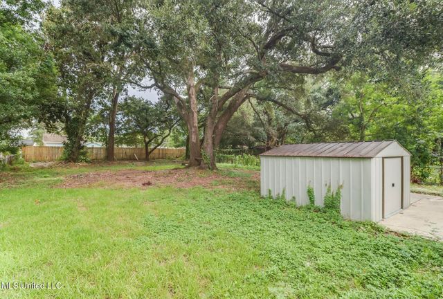 511 E Old Pass Road, Long Beach, MS 39560