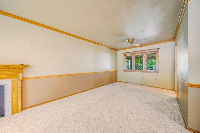 46 KENSINGTON COURT, Appleton, WI 54915