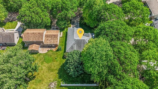 46 KENSINGTON COURT, Appleton, WI 54915