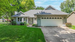 46 KENSINGTON COURT, Appleton, WI 54915