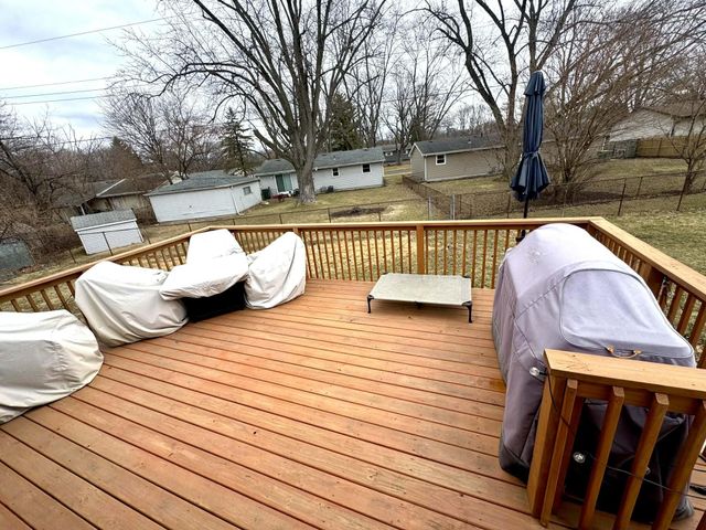 3303 W 79th Avenue, Merrillville, IN 46410