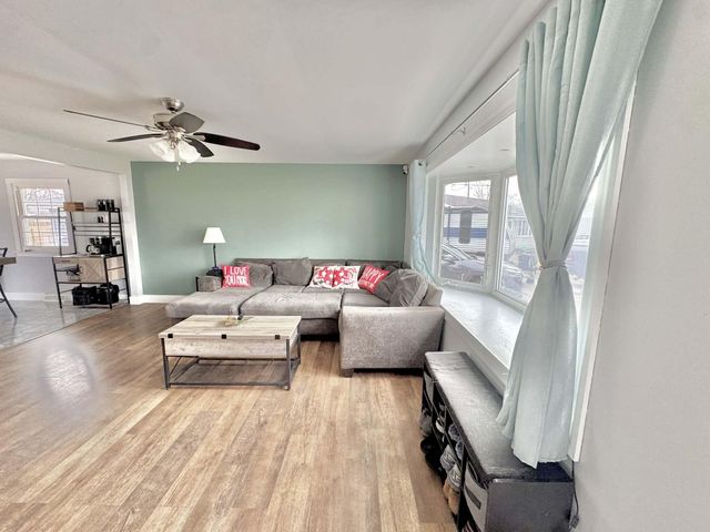 3303 W 79th Avenue, Merrillville, IN 46410