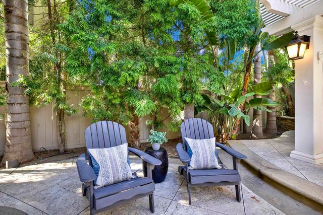 7073 SURFBIRD CIR, Carlsbad, CA 92011