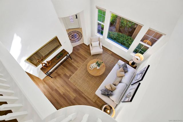 7073 SURFBIRD CIR, Carlsbad, CA 92011