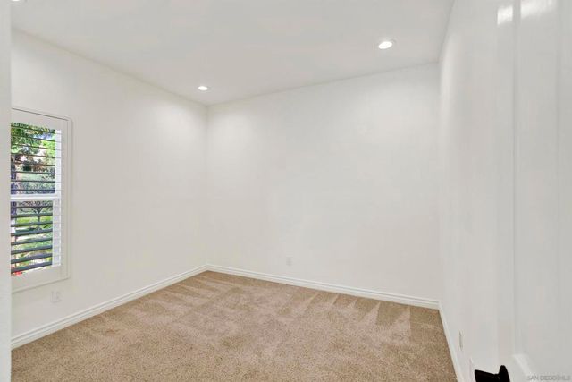 7073 SURFBIRD CIR, Carlsbad, CA 92011