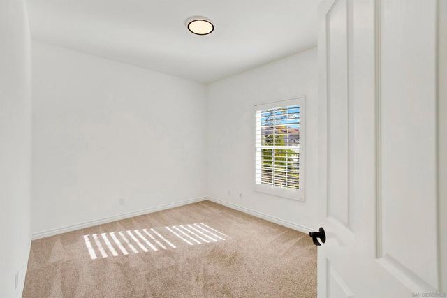 7073 SURFBIRD CIR, Carlsbad, CA 92011