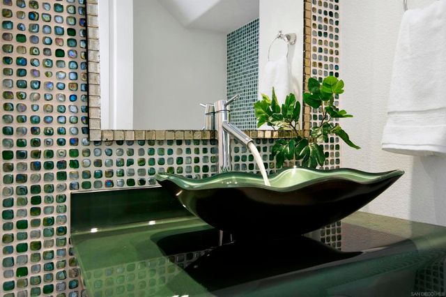 7073 SURFBIRD CIR, Carlsbad, CA 92011