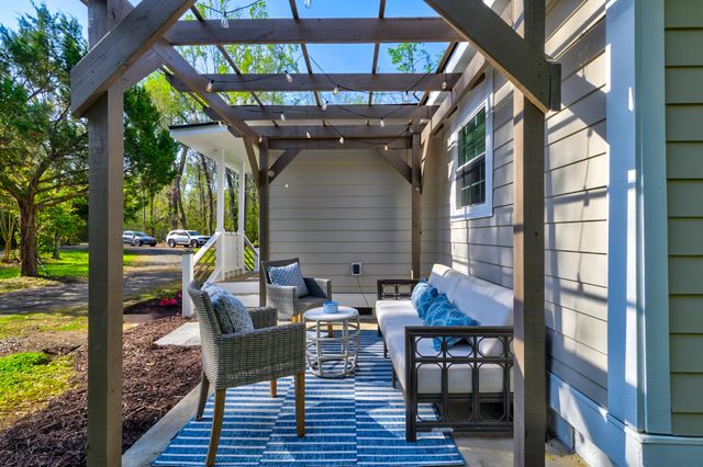 1164 Brownswood Road, Johns Island, SC 29455