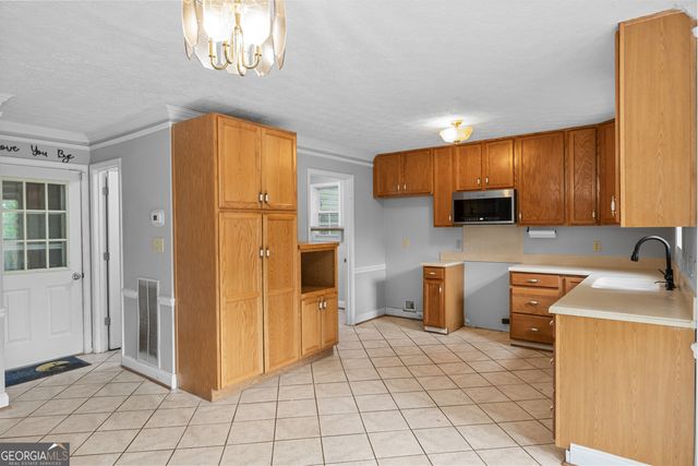 8 College View Drive SW, Rome, GA 30161