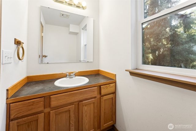 18138 Clear Lake Boulevard SE, Yelm, WA 98597