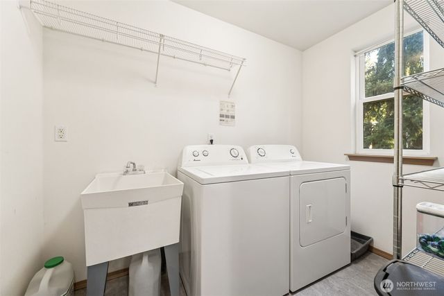 18138 Clear Lake Boulevard SE, Yelm, WA 98597