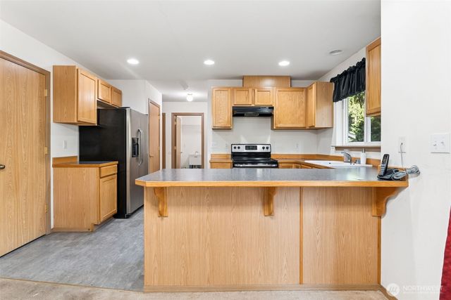 18138 Clear Lake Boulevard SE, Yelm, WA 98597