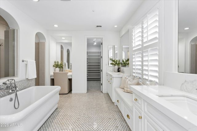 9840 E BUTEO Drive, Scottsdale, AZ 85255