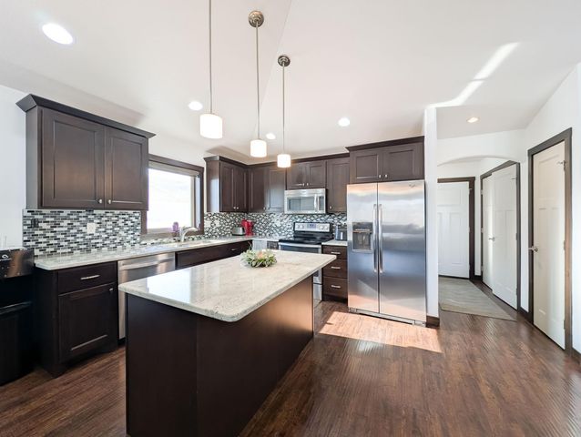 6810 24 Street S, Fargo, ND 58104