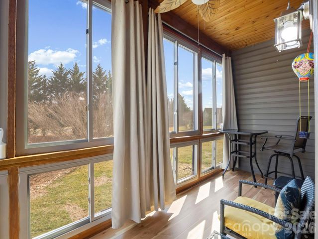 38 Winged Elm Court, Hendersonville, NC 28739