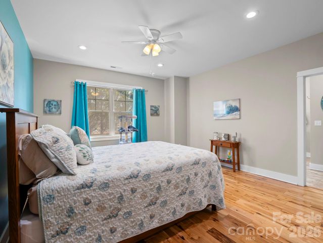 38 Winged Elm Court, Hendersonville, NC 28739