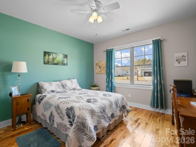 38 Winged Elm Court, Hendersonville, NC 28739