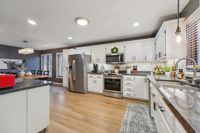 200 121st Avenue NW, Coon Rapids, MN 55448