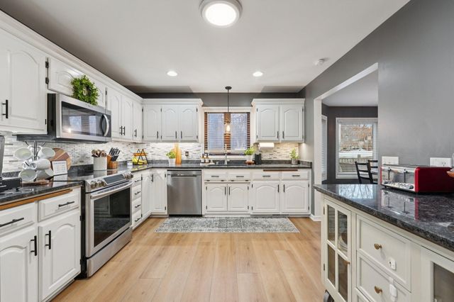 200 121st Avenue NW, Coon Rapids, MN 55448