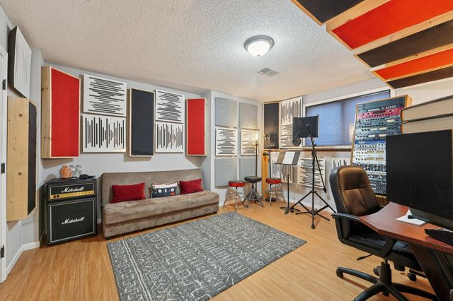 200 121st Avenue NW, Coon Rapids, MN 55448