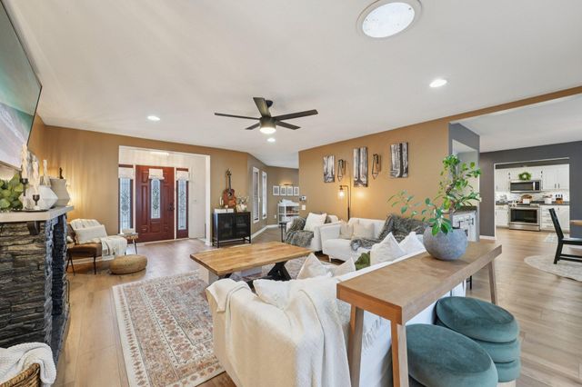 200 121st Avenue NW, Coon Rapids, MN 55448