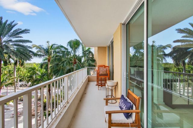 625 Casa Loma Boulevard 403, Boynton Beach, FL 33435