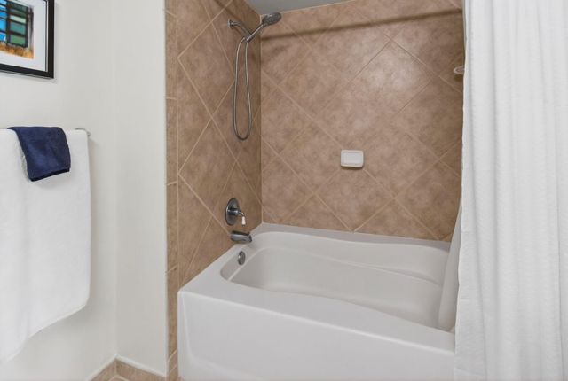 625 Casa Loma Boulevard 403, Boynton Beach, FL 33435