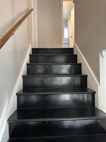 1011 Whitestone Lane, Houston, TX 77073