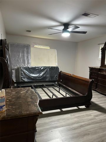 1011 Whitestone Lane, Houston, TX 77073