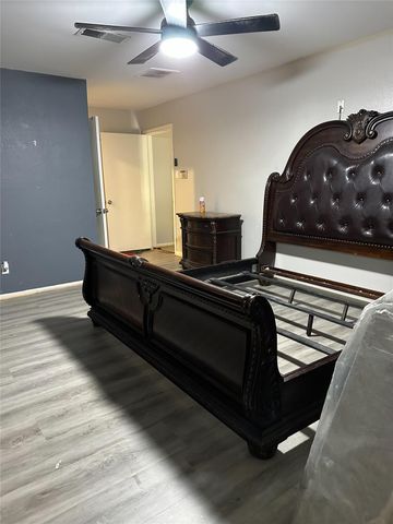 1011 Whitestone Lane, Houston, TX 77073